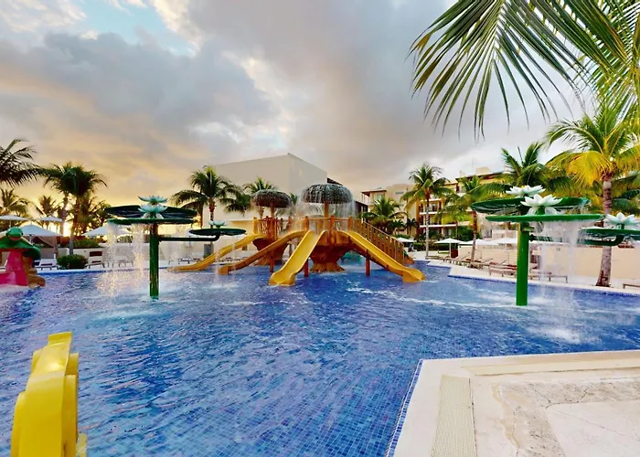 Royalton Riviera Cancun, An Autograph Collection & Casino (adults Only) 5*