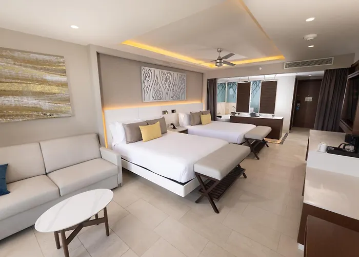 Royalton Riviera Cancun, An Autograph Collection & Casino (adults Only) 5*