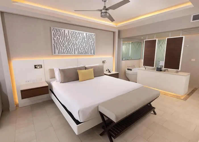 Royalton Riviera Cancun, An Autograph Collection & Casino (adults Only)