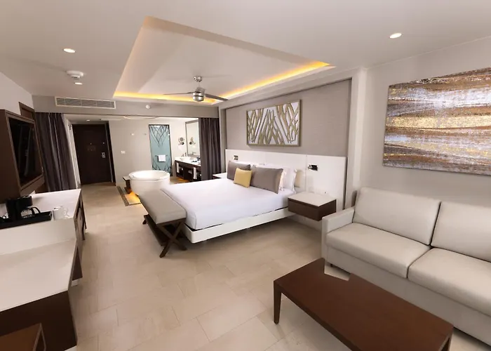 Royalton Riviera Cancun, An Autograph Collection & Casino (adults Only)